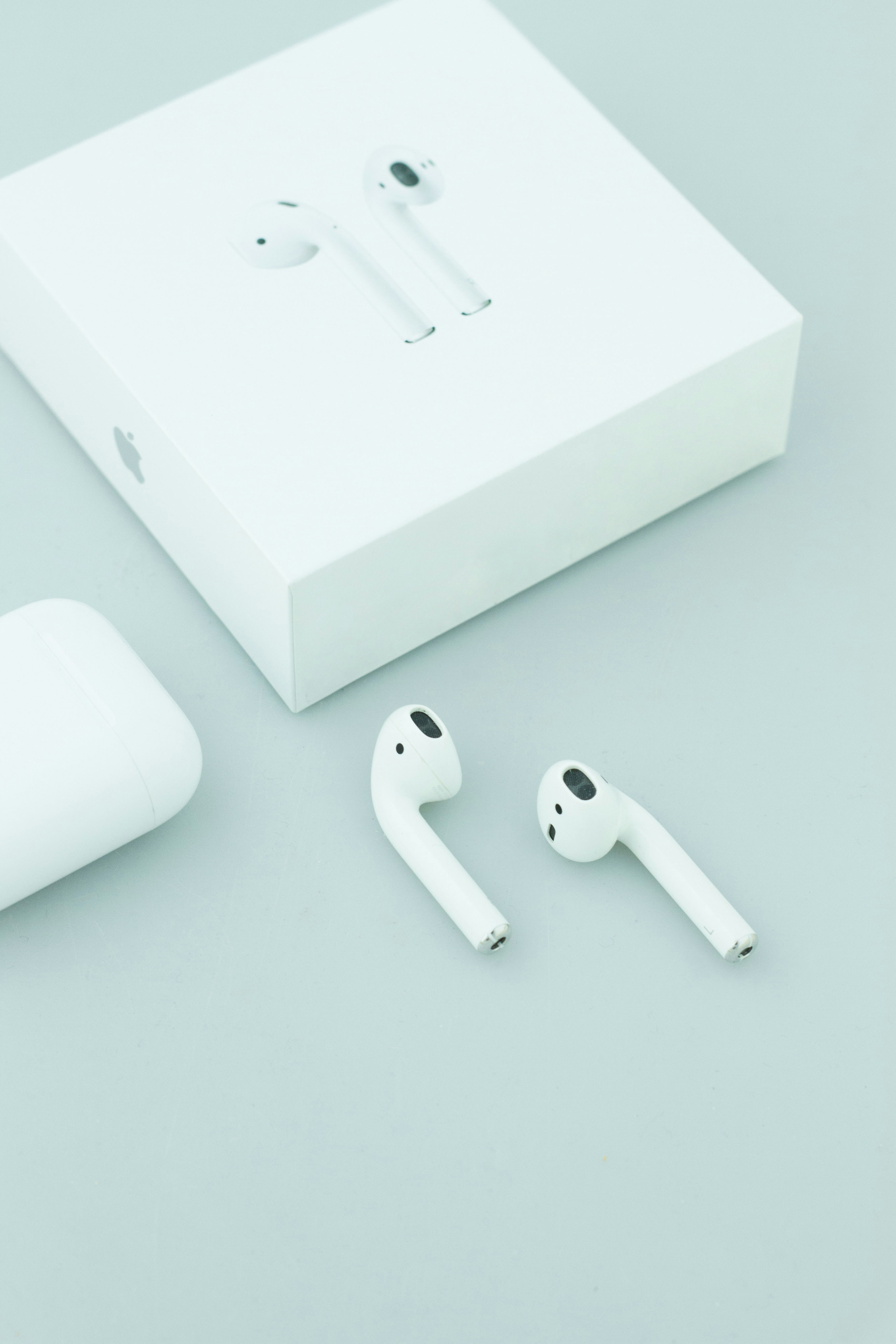 AirPods